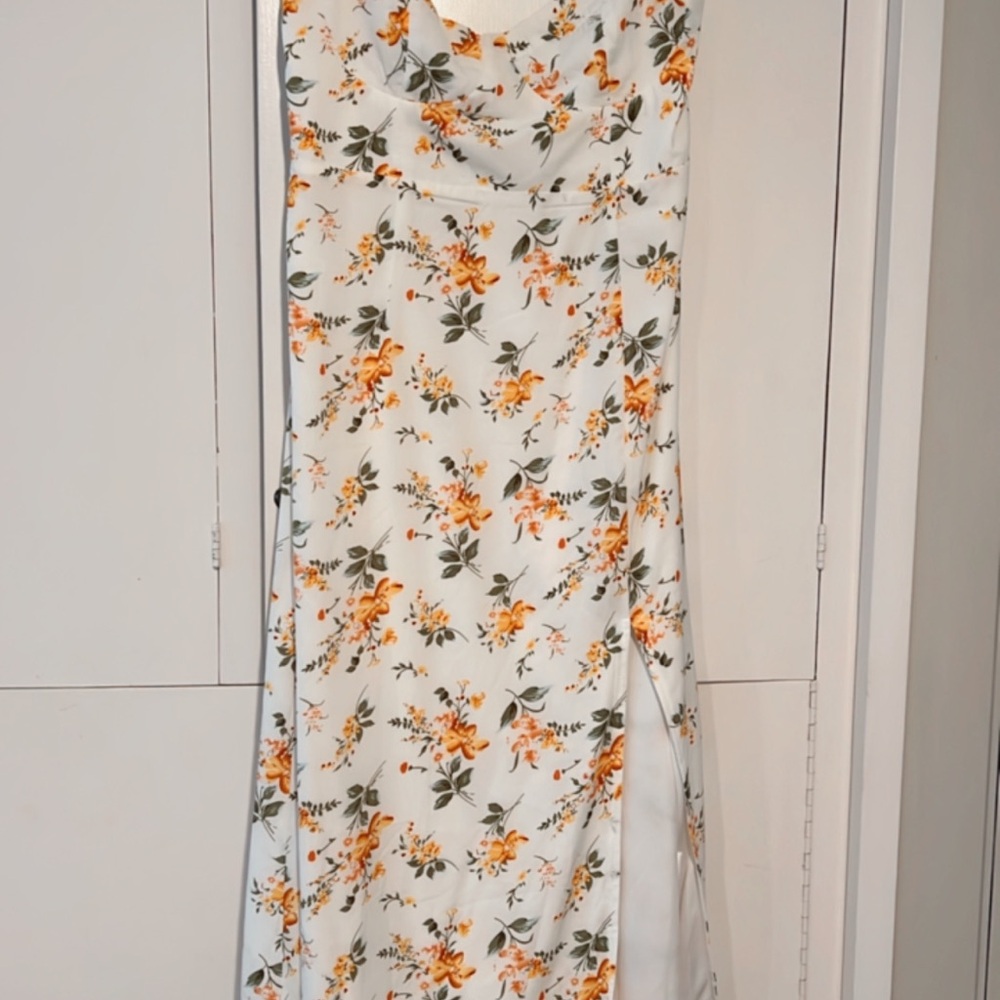 Petal & Pup White Floral Midi Dress with Yellow Blooms - Picture 4 of 7